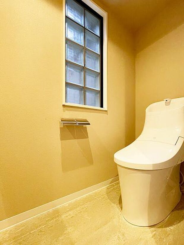 細部にこだわりを感じるデザインのトイレ空間。