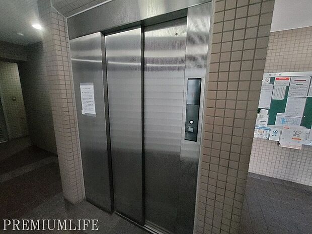 エレベーターがあるので、荷物が重くても安心です。