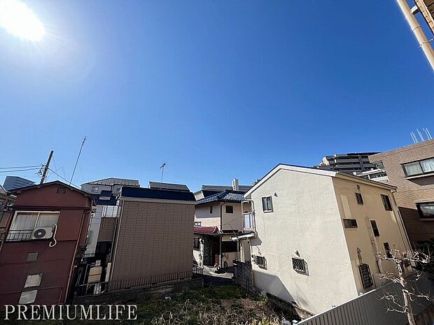 朝の澄んだ空気を吸って、清々しい気分で一日を始めましょう。