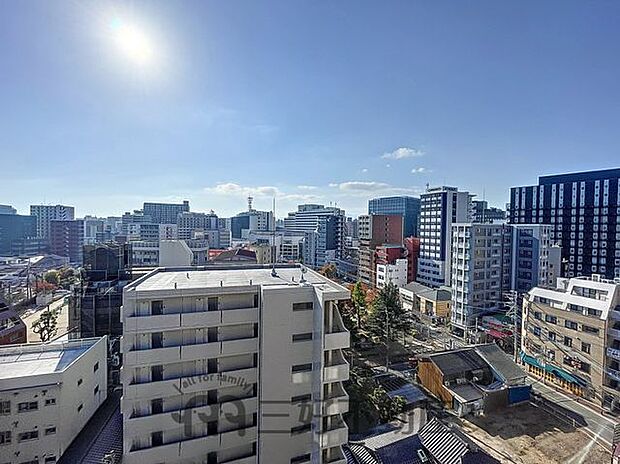 目の前に高い建物がなく開放的です。