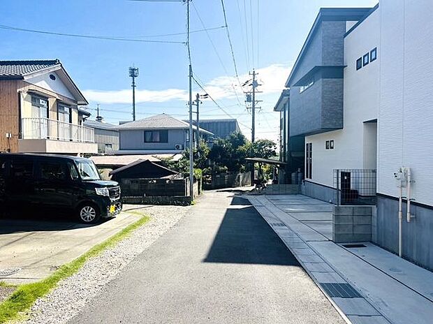 前面道路含む現地写真