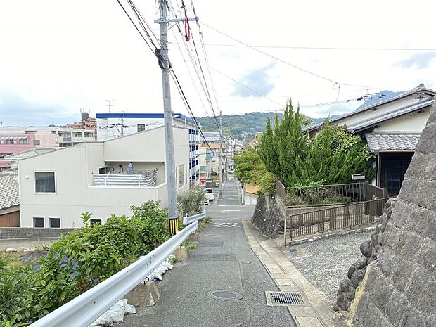 前面道路です。