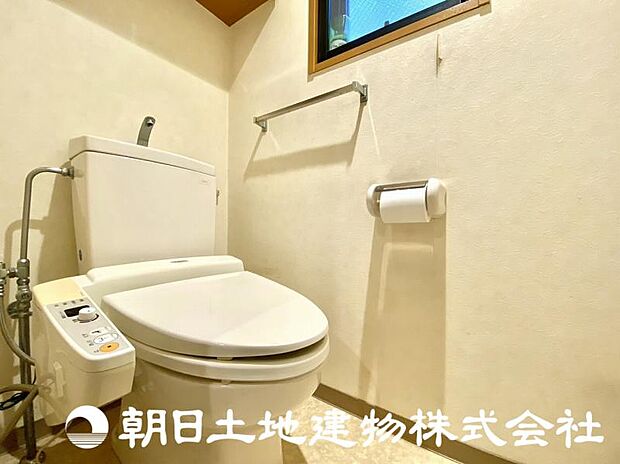 トイレの快適さが日常生活を変えます。機能付きトイレで贅沢なひとときを過ごしましょう