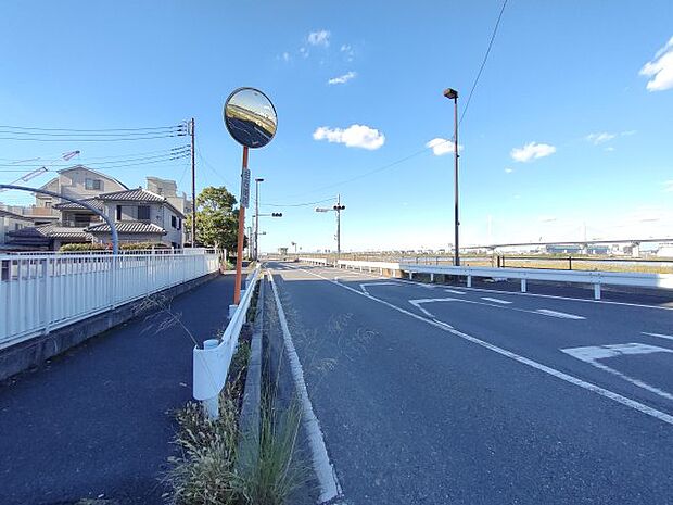 ・前面道路