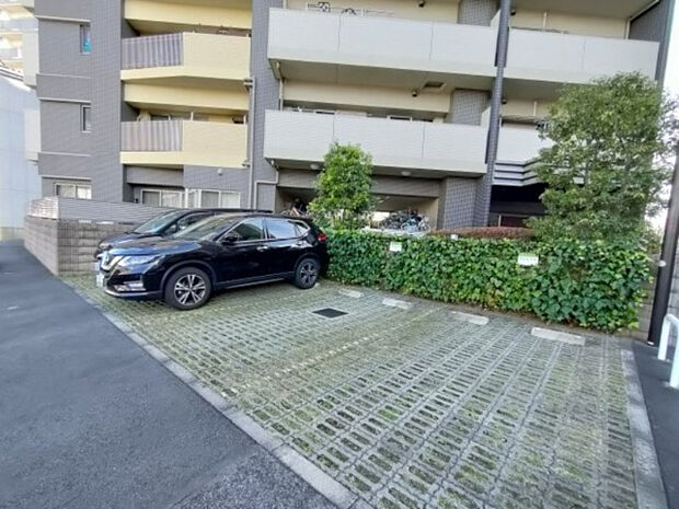 ・駐車場