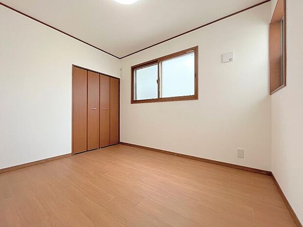 ■□■居室■□■シンプルな内装なのでお部屋の模様替えや家具の配置を考えるのも楽しみになります