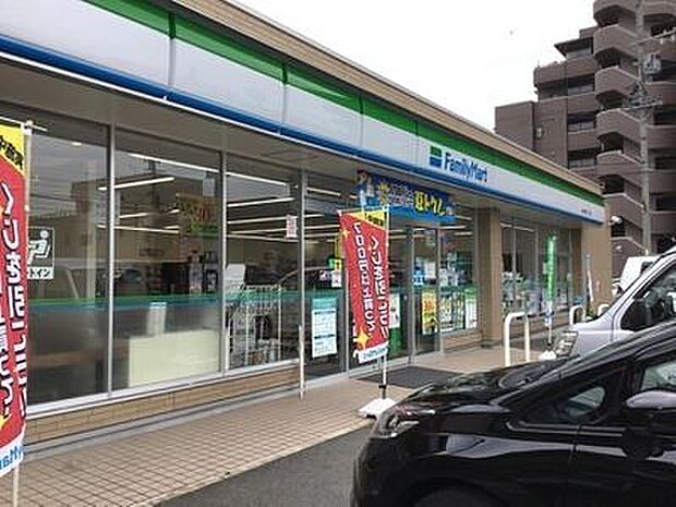 ファミリーマート瑞穂本願寺二丁目店 徒歩2分。 130m