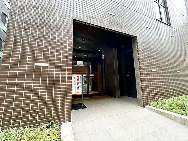 【グリーンパーク東日本橋レジデンスII】RC造、総戸数27戸のマンションです。