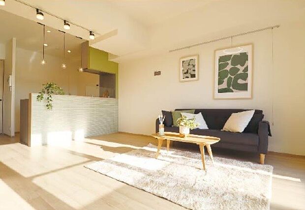 お気に入りの家具を自由に配置して、理想のスペースを作ってみてください！ 