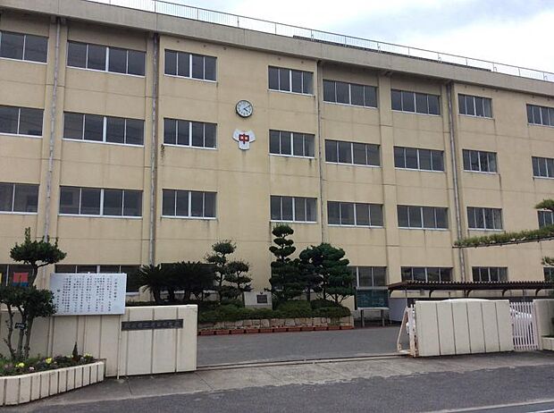 岡山市立芳田中学校（2024m）