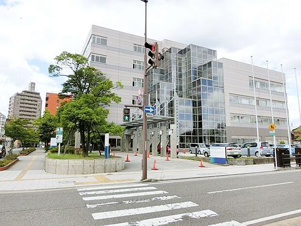 新潟市中央公民館 クロスパルにいがた 480m