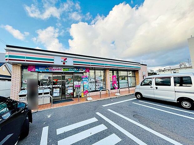 セブン-イレブン蒲郡旭町店セブン-イレブン蒲郡旭町店 610m