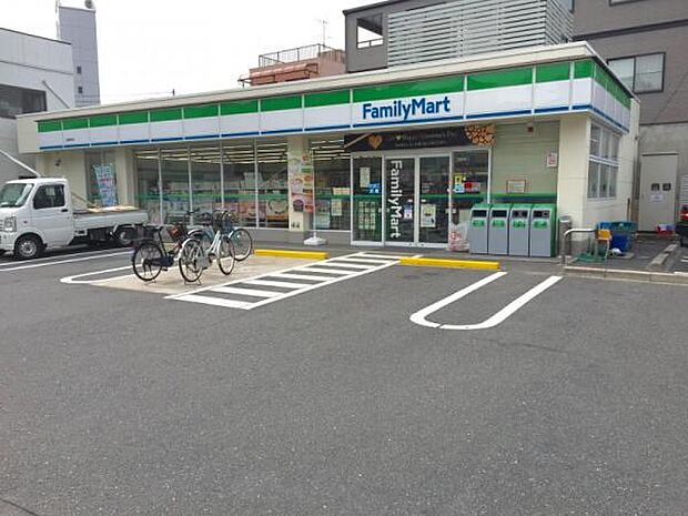 ファミリーマート 吉島町店？235m