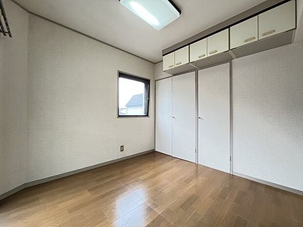 インテリアショップで見掛けた「あの家具」も置ける、ゆったりとした空間。