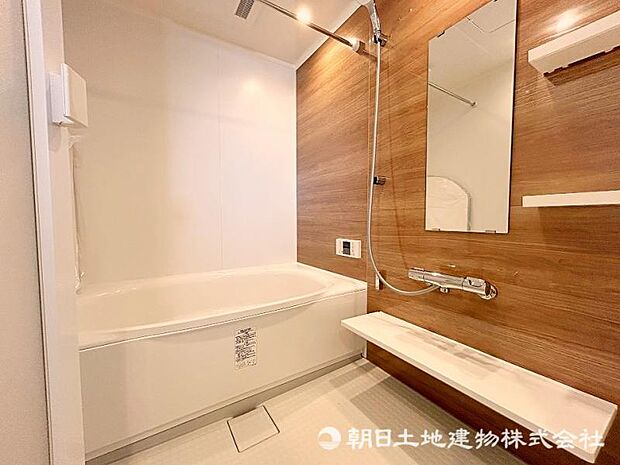 新規交換　浴室乾燥機付きバスルーム　エコ仕様のシャワーヘッドです