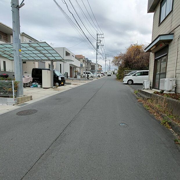 前面道路含む現地写真