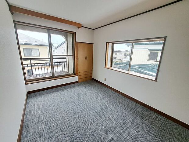 室内(2024年3月)撮影◎現地案内予約受付中！◎2階のお部屋はカーペットフロアとなっております♪