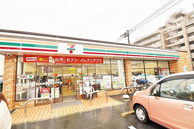 セブンイレブン上福岡富士見通り店　徒歩1分