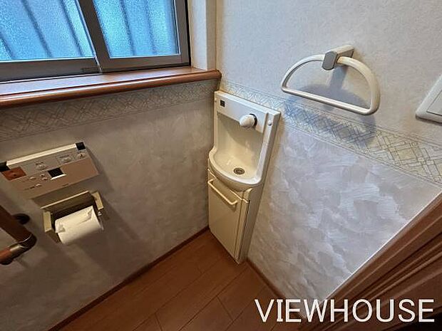 ■1階トイレ｜トイレ内に手洗い器があるので便利です！