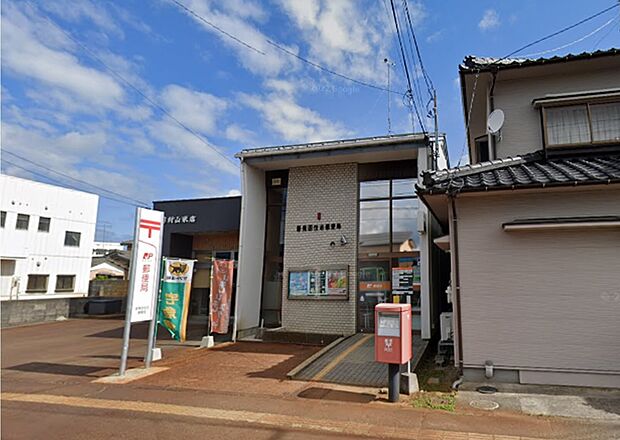 新発田住吉郵便局　1037ｍ