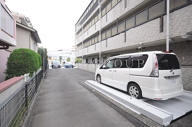 敷地内駐車場有。駐車場を確保し、快適なカーライフを♪