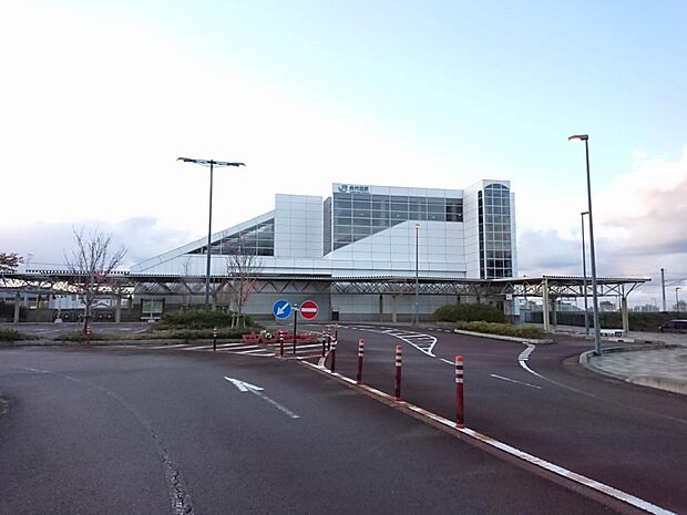 【周辺施設】矢代田駅まで約7.8kｍです。車で約15分の距離なので、送り向かえをしてあげることもできますね。