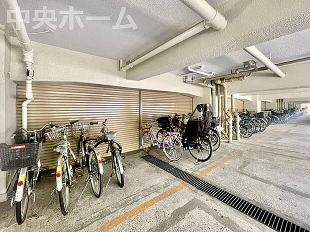 【自転車置き場】最新の空き状況や費用などの詳細は担当スタッフまでお問い合わせください。