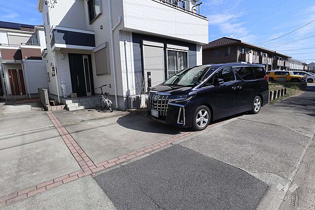 物件の駐車スペース［2024年2月10日撮影］