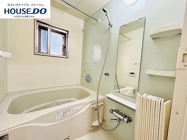 浴室に窓があるので、入浴後の湿気対策も安心です。