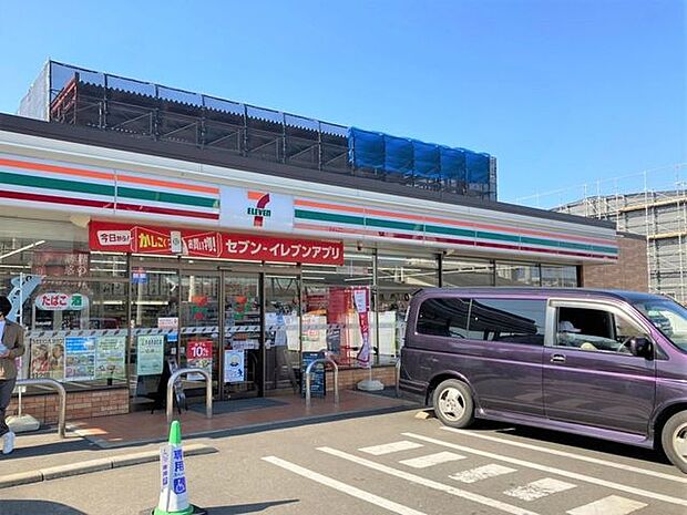 セブン-イレブン 博多諸岡店 270m