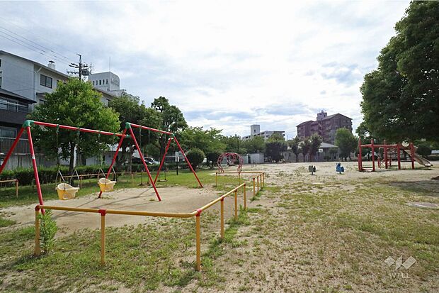 弥生公園・交通児童遊園の外観