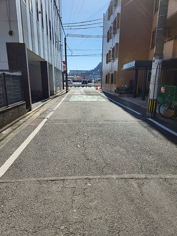 前面道路含む現地写真