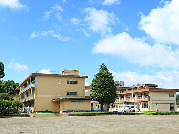 千葉市立犢橋中学校（381m）