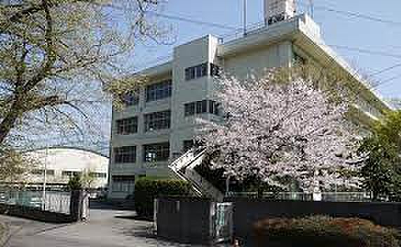 【小学校】所沢市立北中小学校まで755ｍ