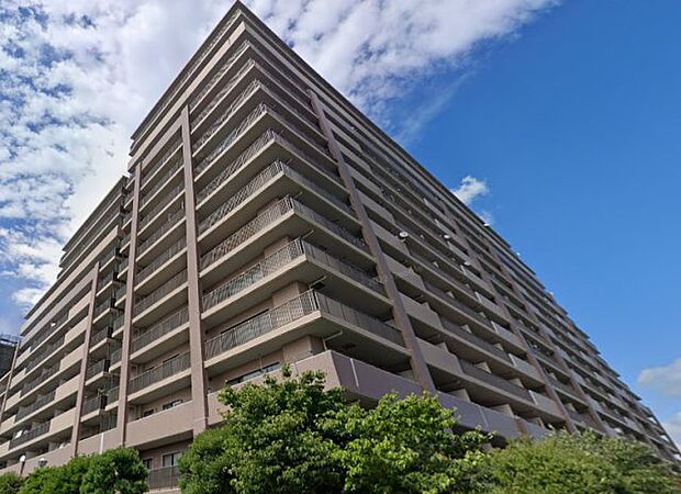 「パークシティ白岡ウエストガーデン」14階建てマンション、JR宇都宮線「白岡」駅より徒歩3分の好立地