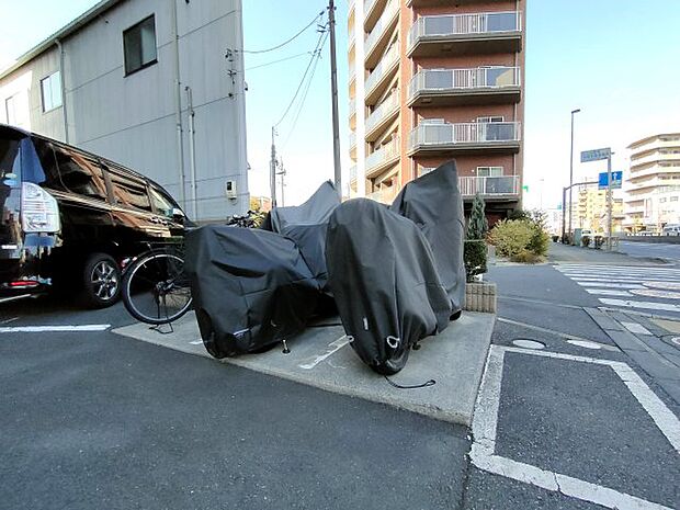 ・バイク置き場