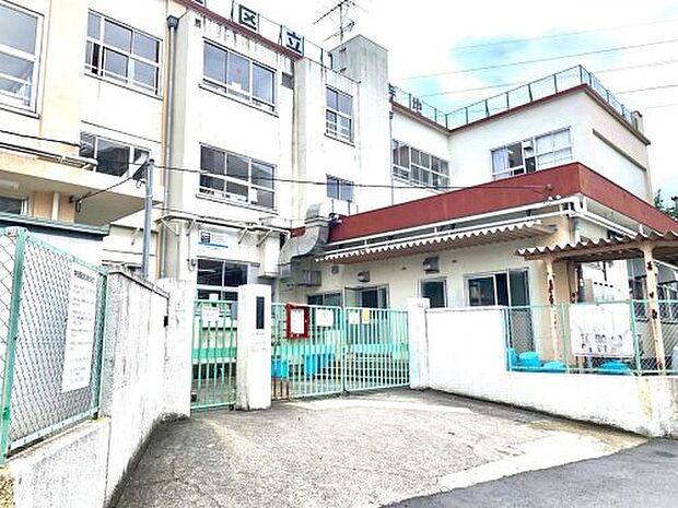 【小学校】足立区立寺地小学校まで621ｍ