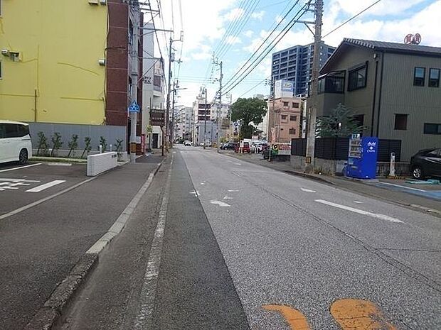 前面道路含む現地写真