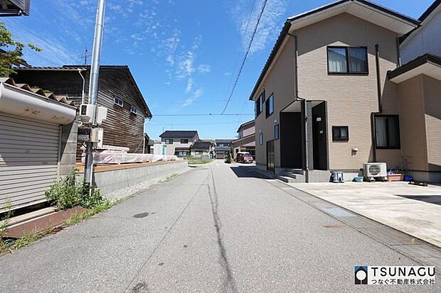 前面道路です。