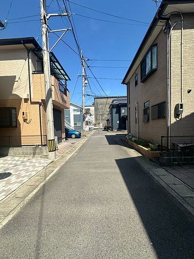 前面道路含む現地写真