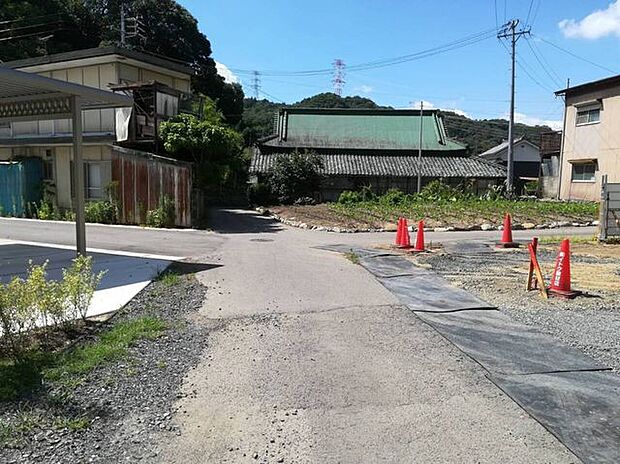 前面道路含む現地写真