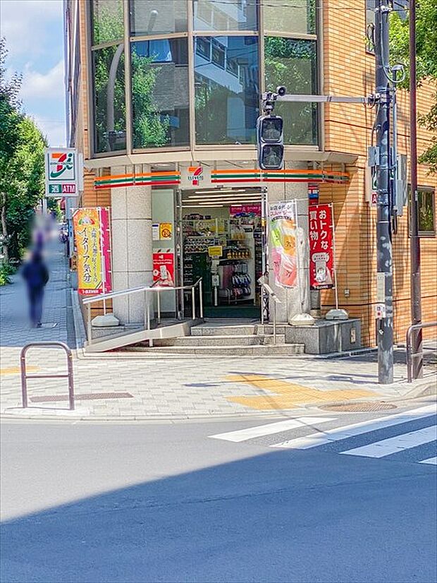 【コンビニエンスストア】セブンイレブン　千代田一番町店まで242ｍ