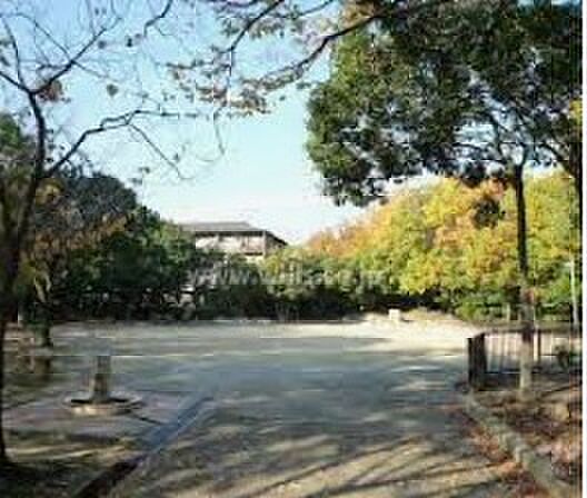 【公園】新芦屋中央公園まで430ｍ