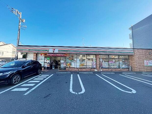 セブンイレブン川崎長沢4丁目店　徒歩10分（約800m)