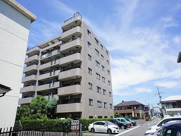 8階建て6階部分のお部屋になります。