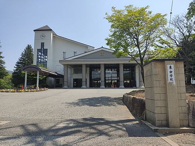 須坂市立東中学校 1100m