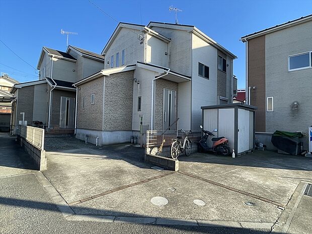 伊勢原市小稲葉　中古戸建(4LDK)の外観