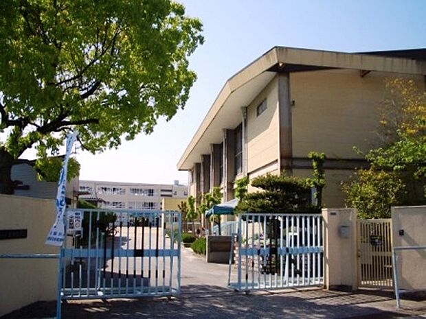 寝屋川市立池田小学校