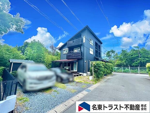 閑静な住宅地にある、別荘風の一戸建です！