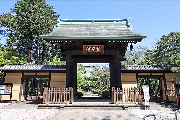 大谿山 豪徳寺の外観